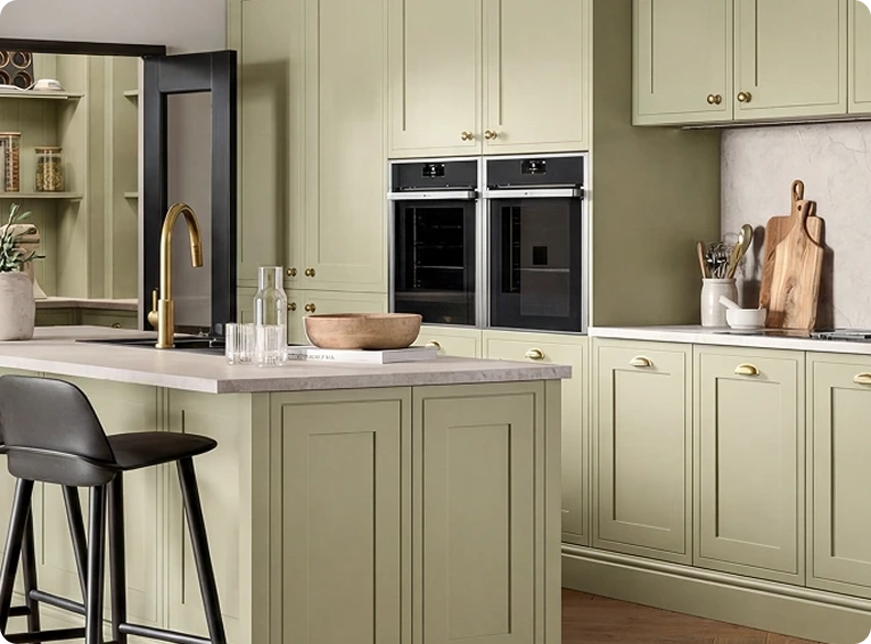 Pre-assembled kitchen