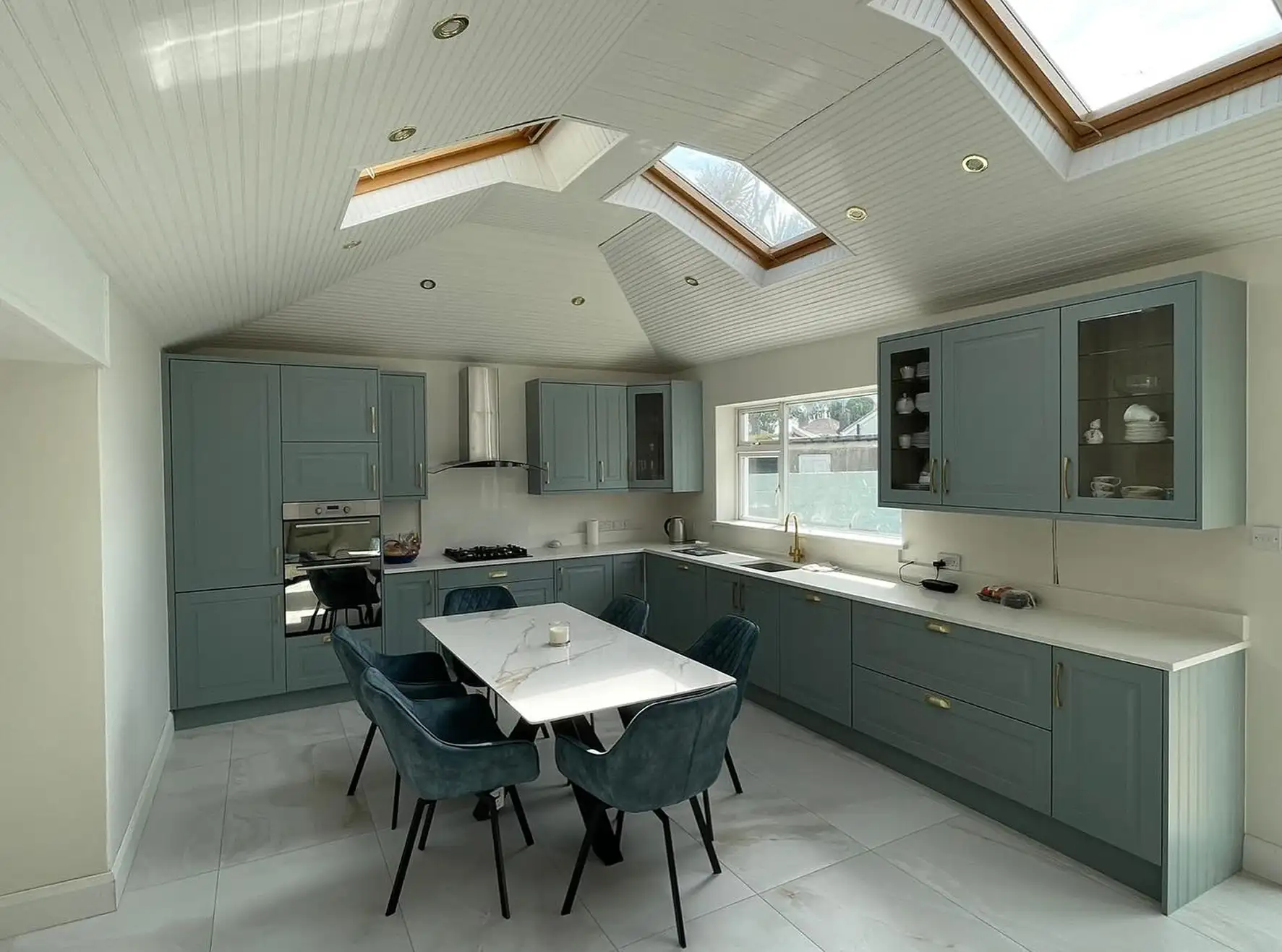 Kitchen Renovation – Full Service Remodeling by Kitchens4U after