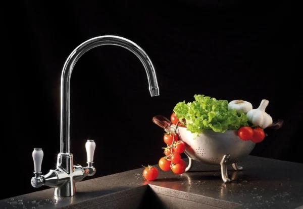 Ardpatrick Swan Neck Tap - Ceramic Handle