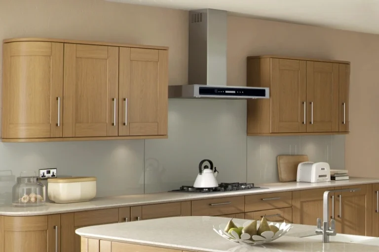 Modern Extractor – Square Style Extractor Fan With LED Lights