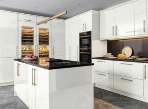 Phoenix White High Gloss 8 1