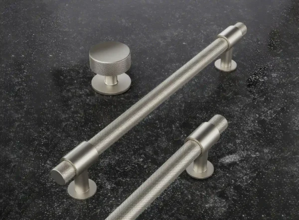 Anzio Knurled in Brushed Nickel