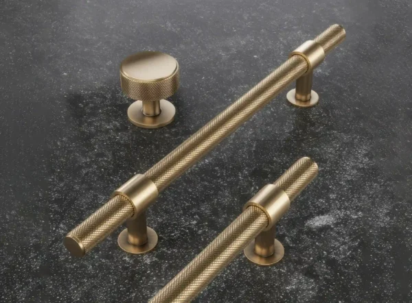 Anzio Knurled in Gold