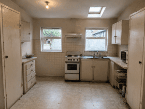 Before photo of an older worn kitchen before renovation in Ballsbridge Dublin